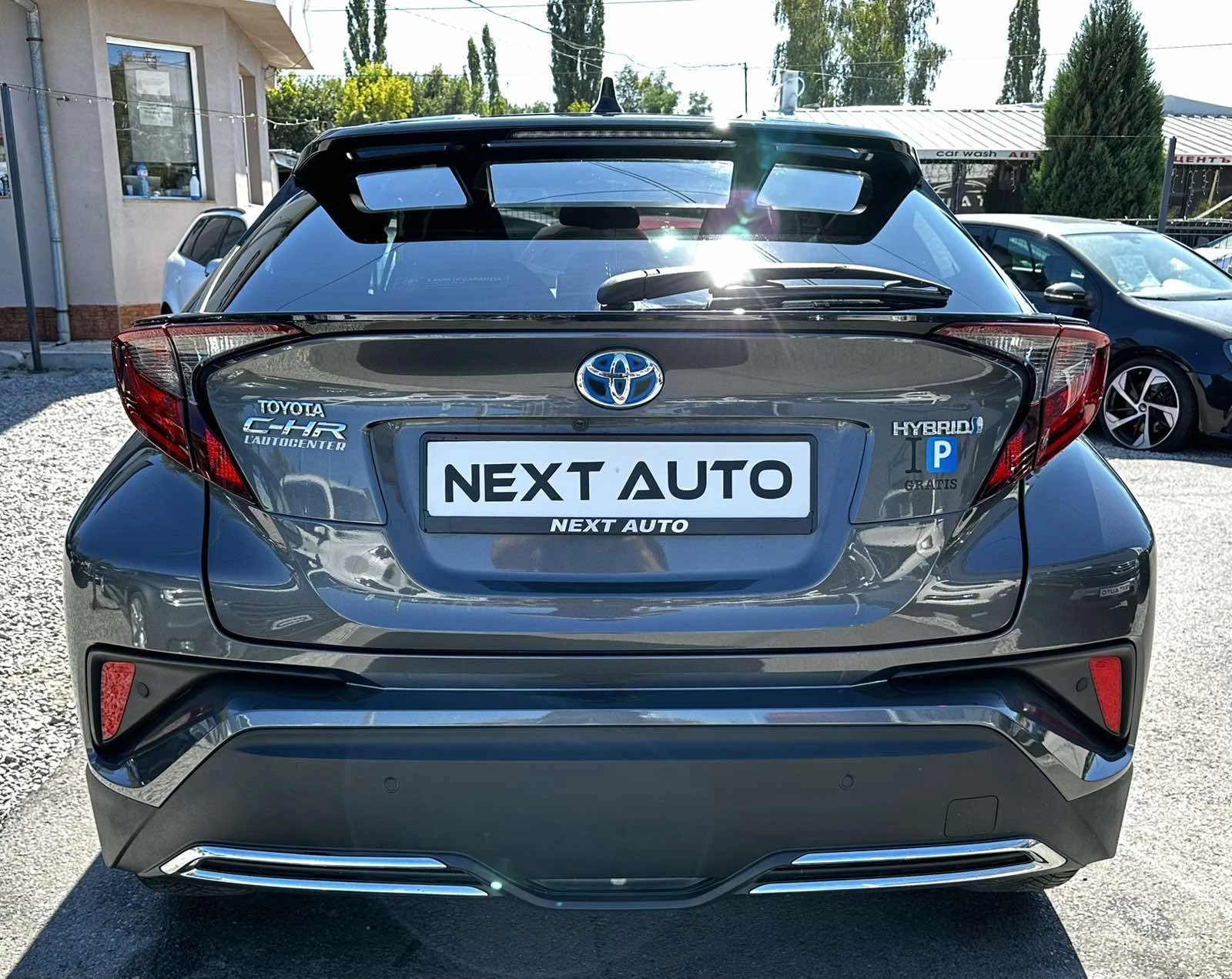 Toyota C-HR 2.0HYBRID 184HP LED LANE ASSIST DISTRONIC  - изображение 6