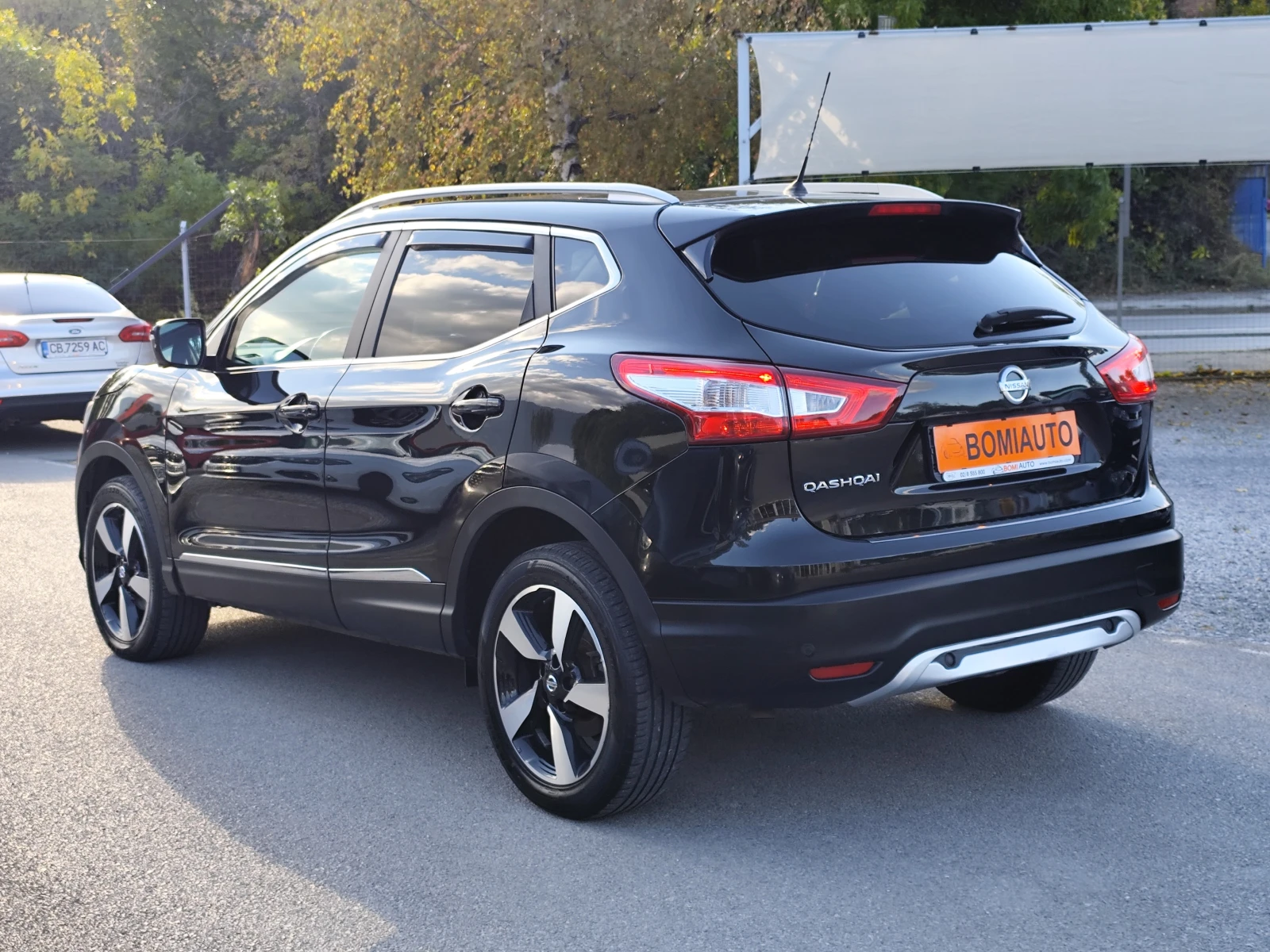 Nissan Qashqai 1.6DCi* 4X4* EURO6B* LED* NAVI* CAM 360* ПАНОРАМА* - изображение 4