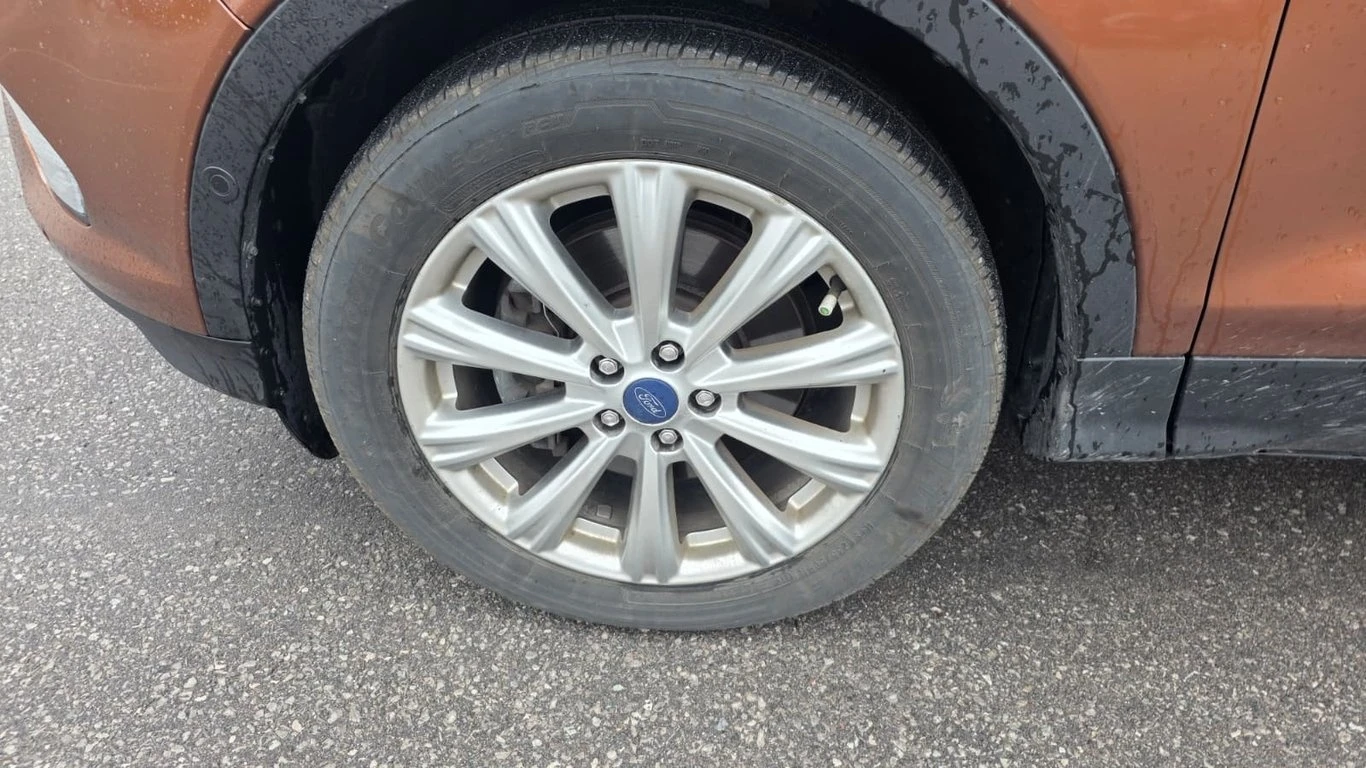 Ford Escape * Titanium * CARFAX *    | Mobile.bg   7