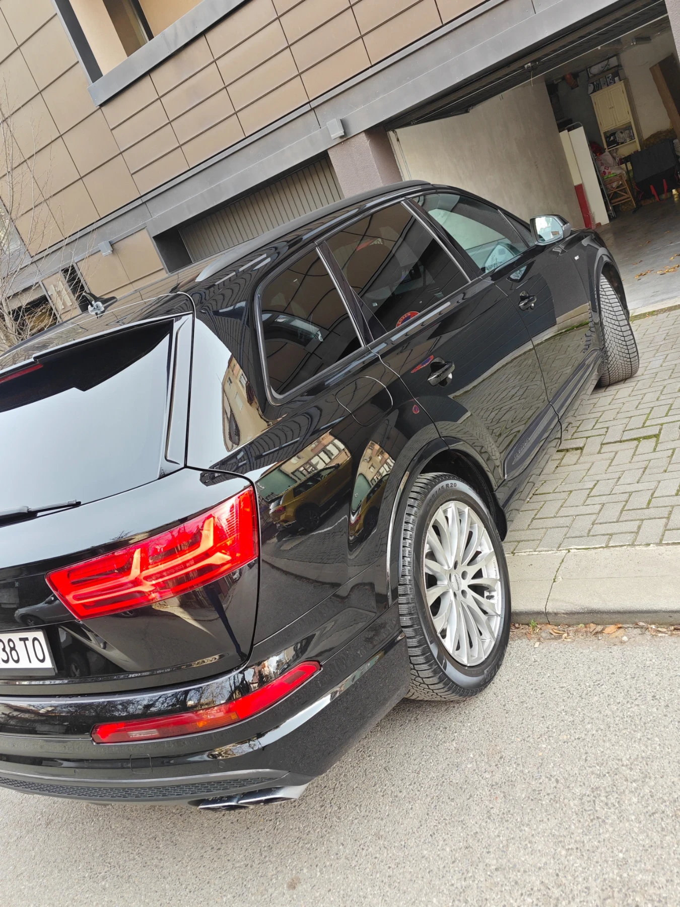 Audi SQ7  - изображение 3