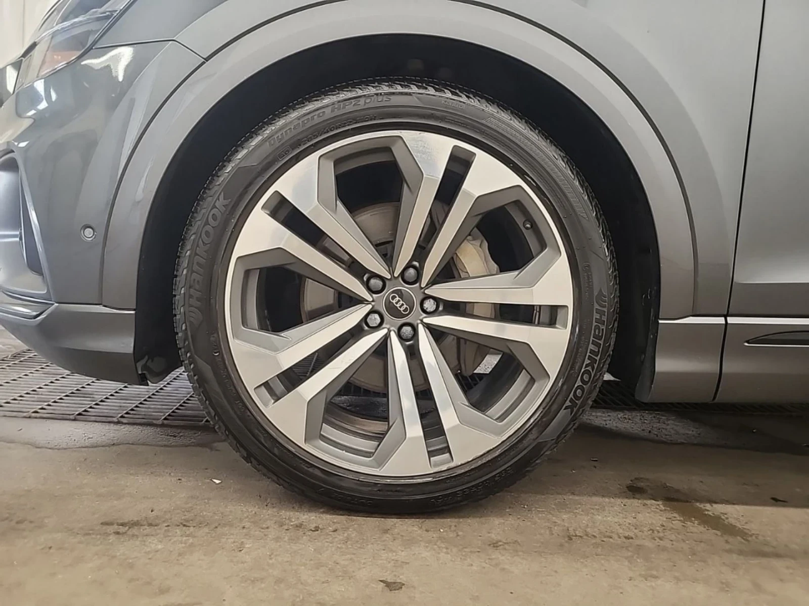 Audi Q8  55 TFSI e Quattro Plug-In Hybrid - изображение 4