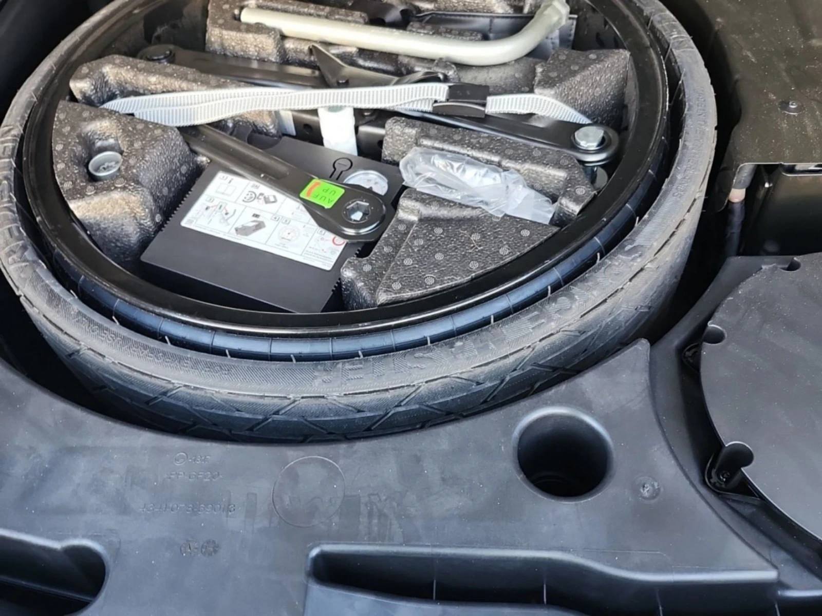 Audi Q8  55 TFSI e Quattro Plug-In Hybrid - изображение 5