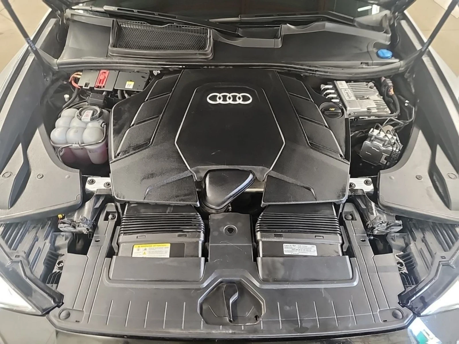 Audi Q8  55 TFSI e Quattro Plug-In Hybrid - изображение 7