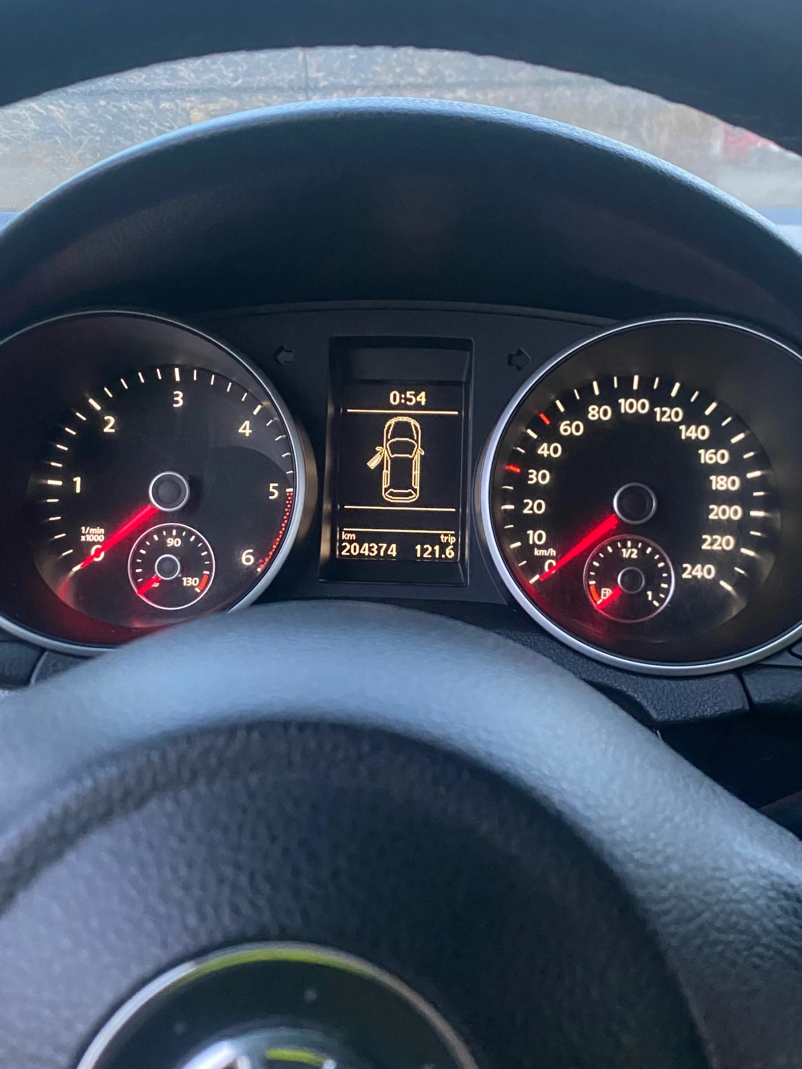 VW Golf 1.6 105к.с, снимка 15 - Автомобили и джипове - 53343460