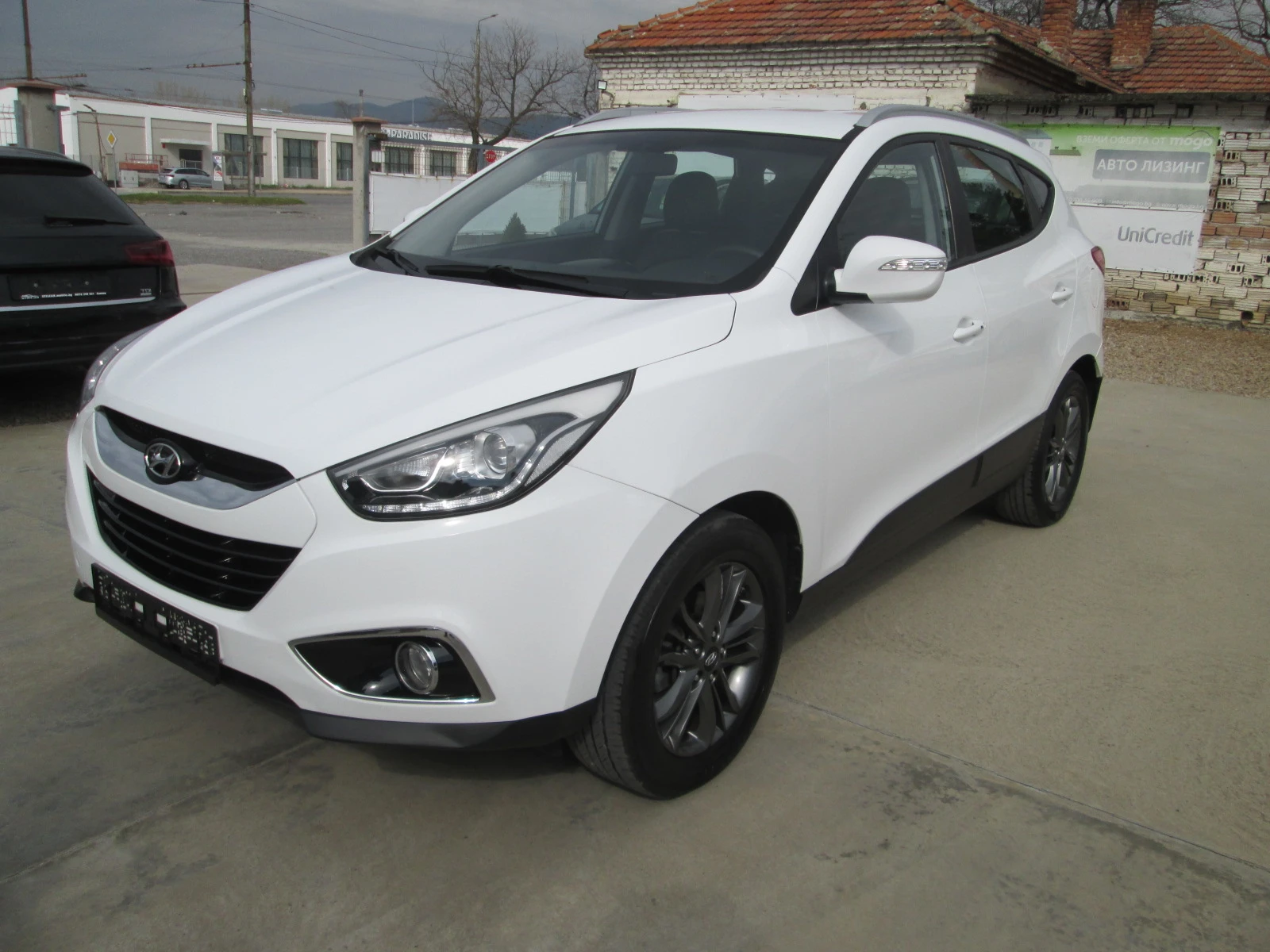 Hyundai IX35 1.7CRDI facelife-НОВА!!!, снимка 8 - Автомобили и джипове - 53993455
