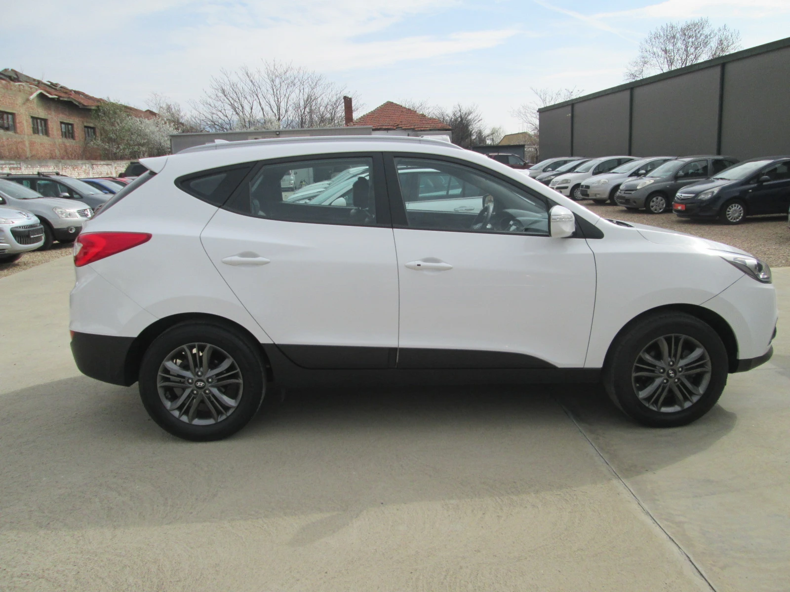 Hyundai IX35 1.7CRDI facelife-НОВА!!!, снимка 3 - Автомобили и джипове - 53993455