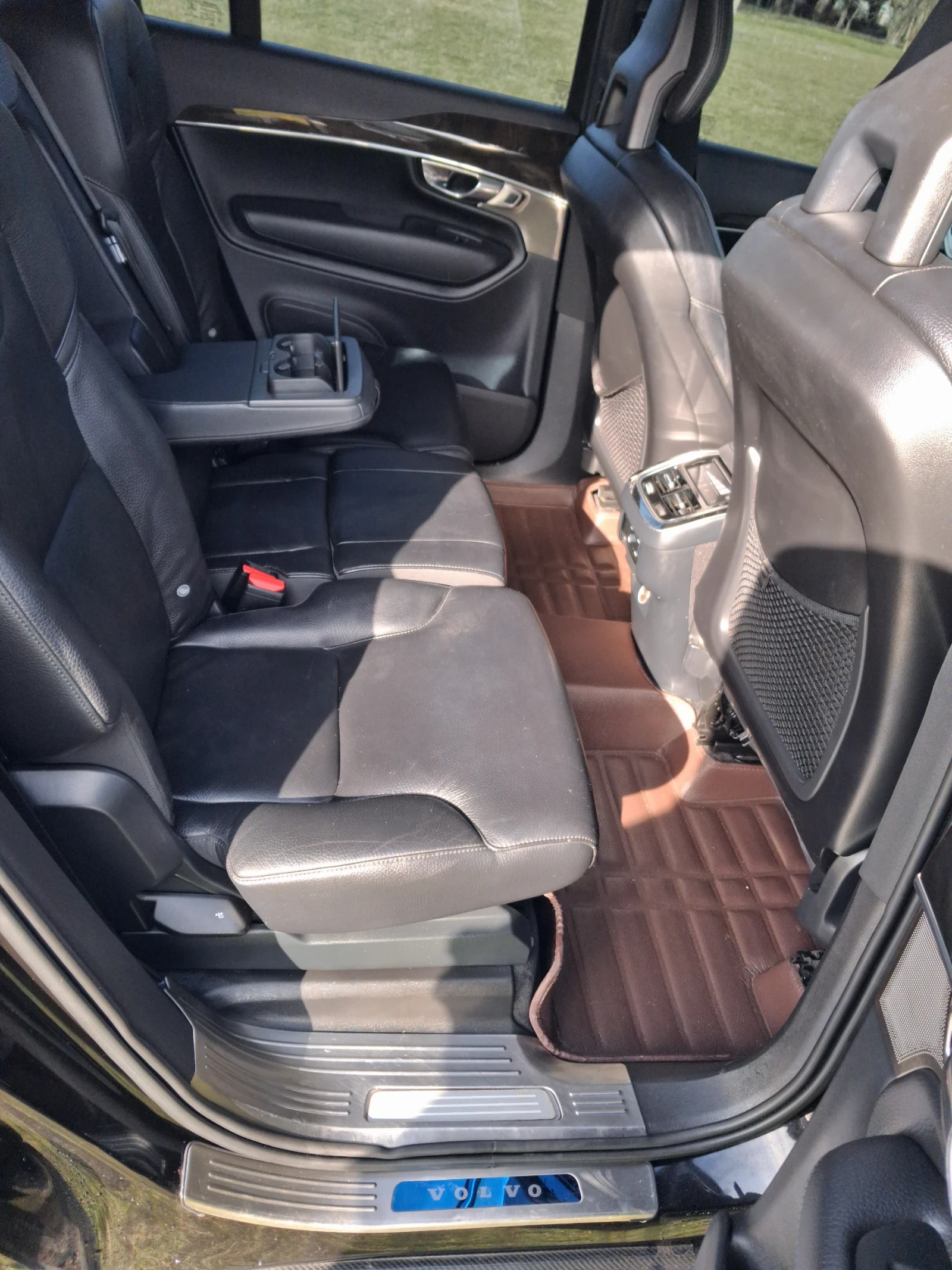 Volvo Xc90 2.0 Dizel D5 6+ 1, снимка 11 - Автомобили и джипове - 54009590