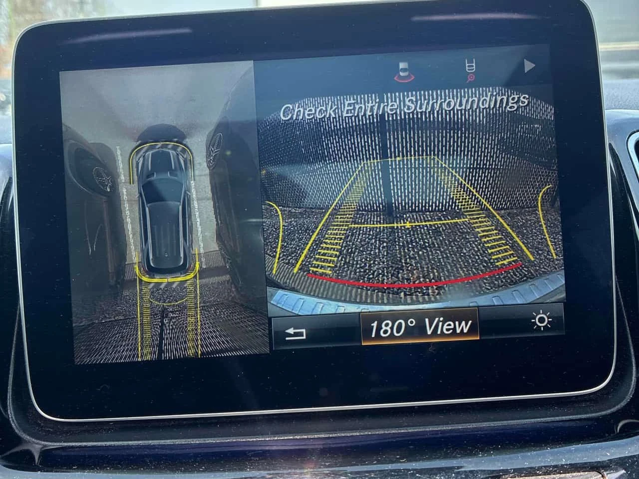 Mercedes-Benz GLE 400 /ПАНОРАМА/ПОДГРЕВИ/360 КАМЕРИ/ВТОРИ ГУМИ, снимка 11 - Автомобили и джипове - 54127990