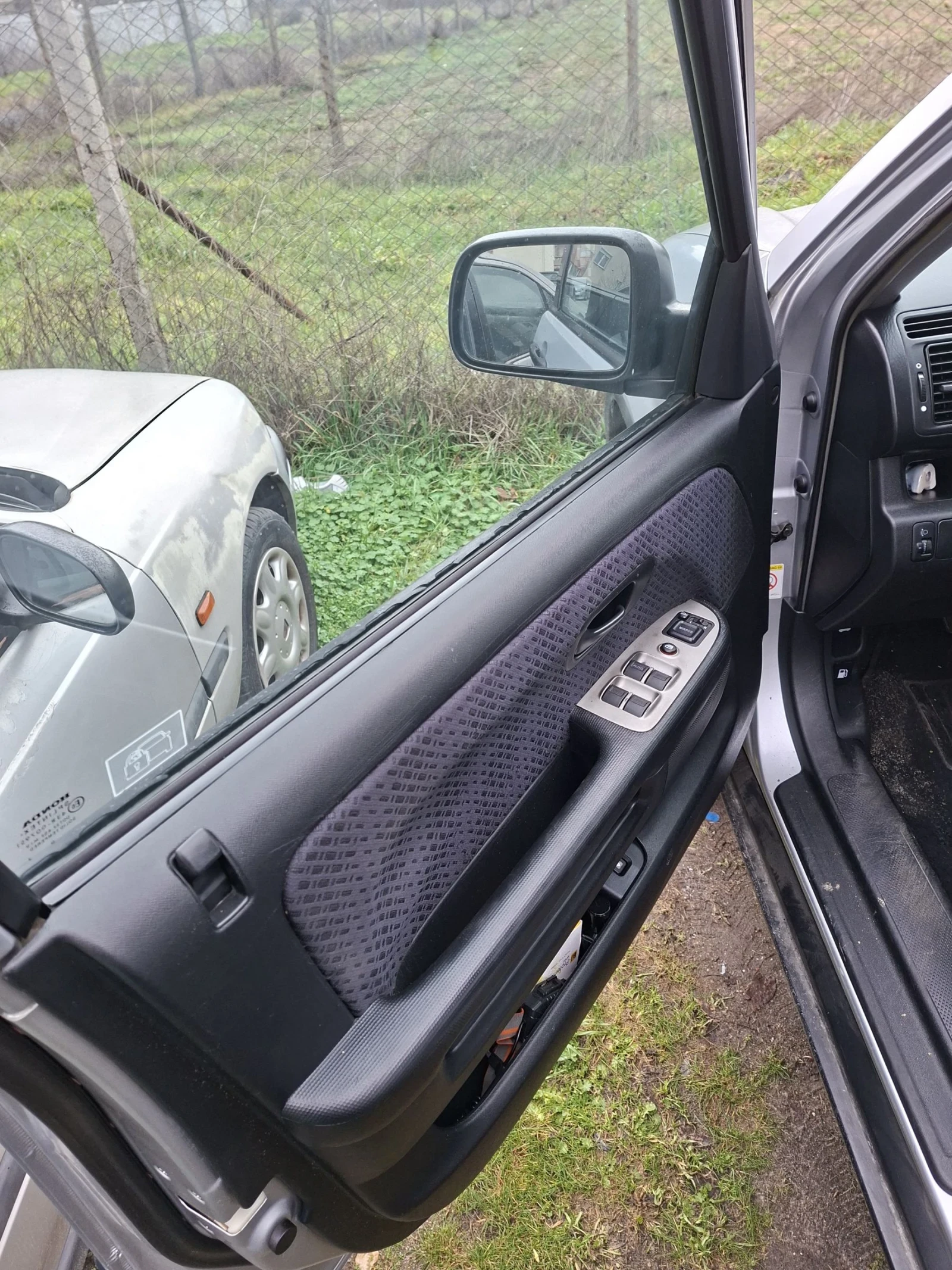 Honda Cr-v 2000, снимка 8 - Автомобили и джипове - 54218453