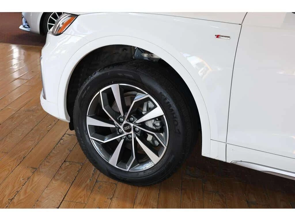 Audi Q5 Progressiv 45 TFSI | PANO| 360| BLINDSPOT, снимка 5 - Автомобили и джипове - 54255947