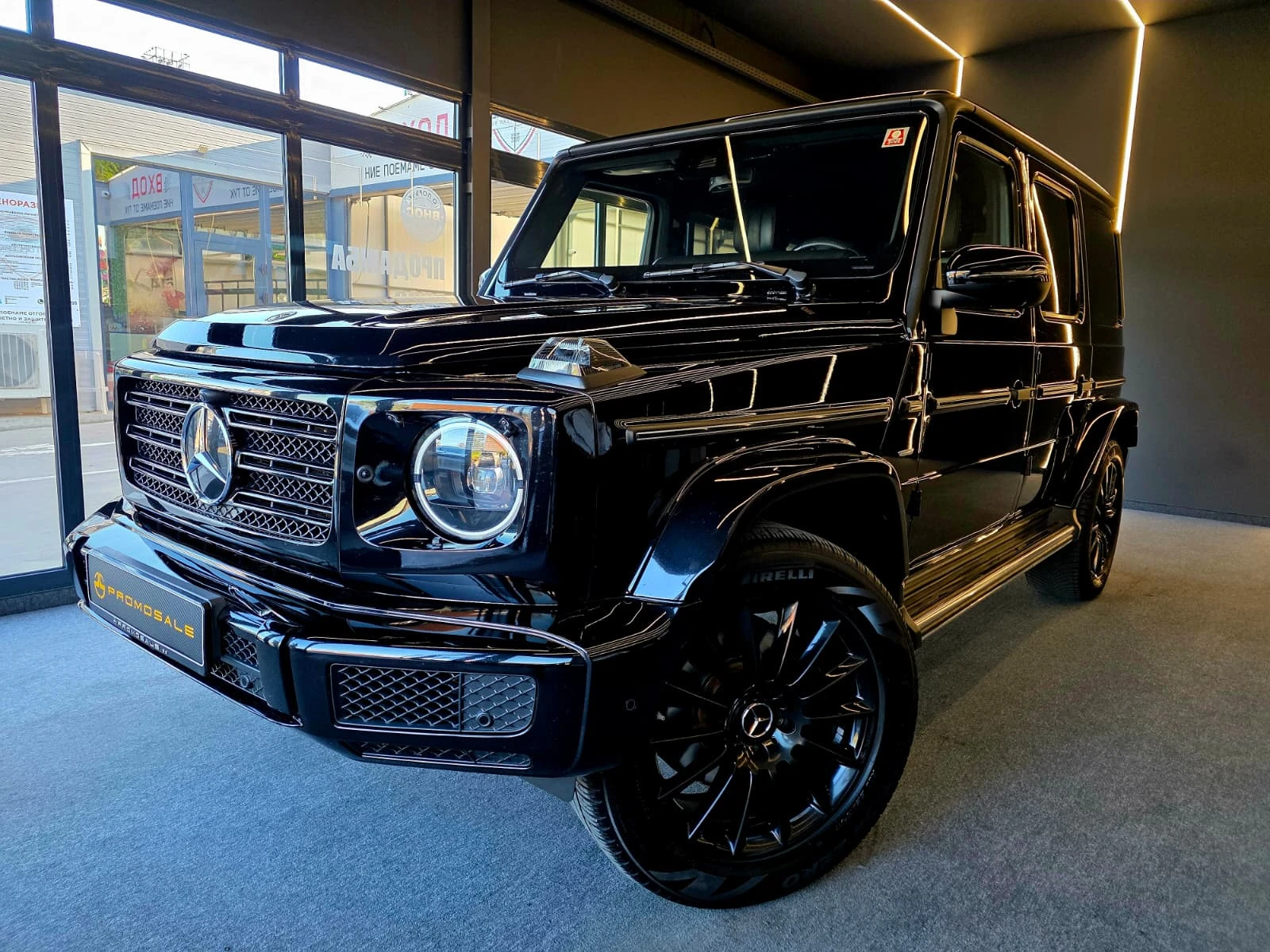 Mercedes-Benz G 400 D* Stronger Than Time EDT* AMG* Масаж* Full* Лизи, снимка 3 - Автомобили и джипове - 54596903