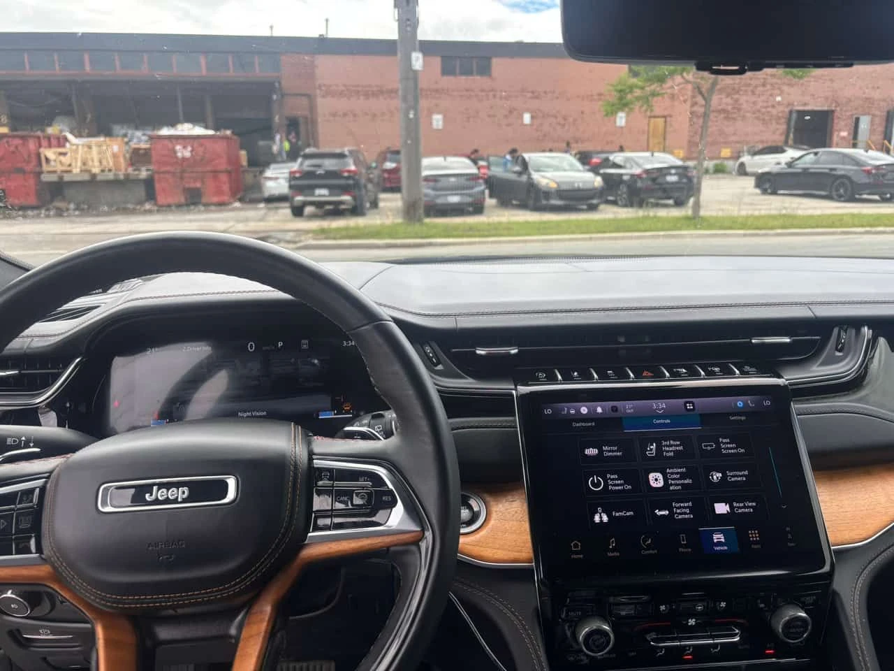 Jeep Grand cherokee L Summit Reserve/ДИСТРОНИК/360, снимка 11 - Автомобили и джипове - 55158023