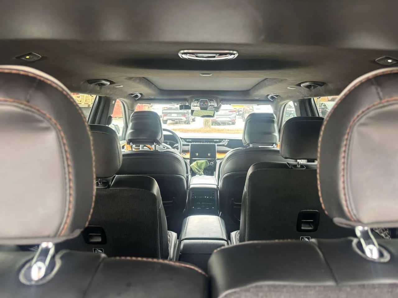 Jeep Grand cherokee L Summit Reserve/ДИСТРОНИК/360, снимка 15 - Автомобили и джипове - 55158023