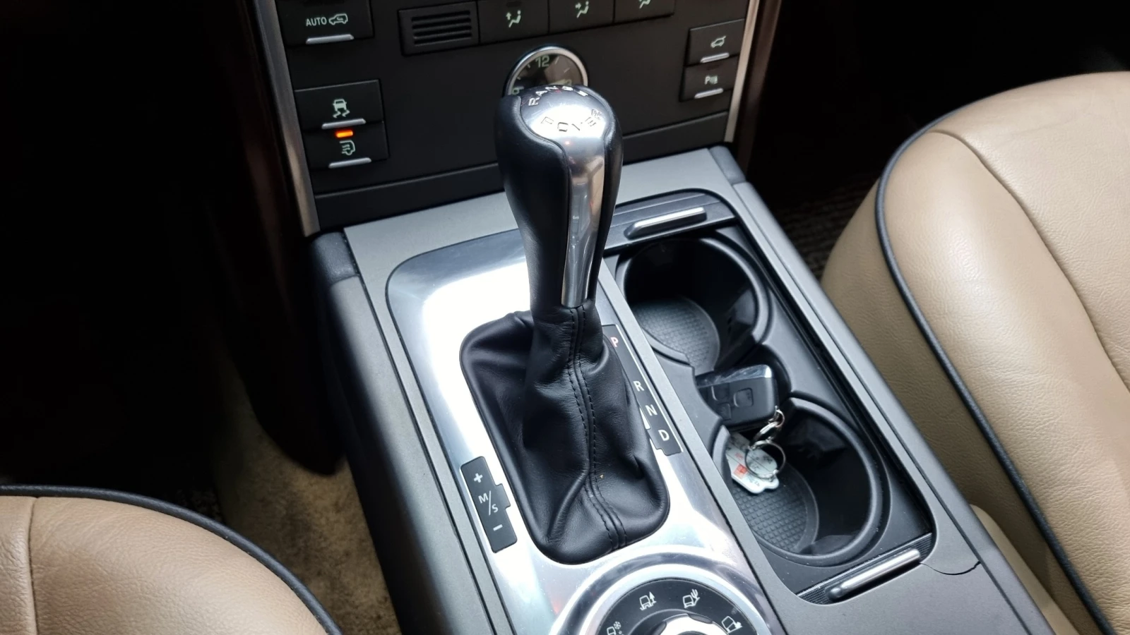 Land Rover Range rover 5.0 HSE VOGUE, снимка 9 - Автомобили и джипове - 55401923