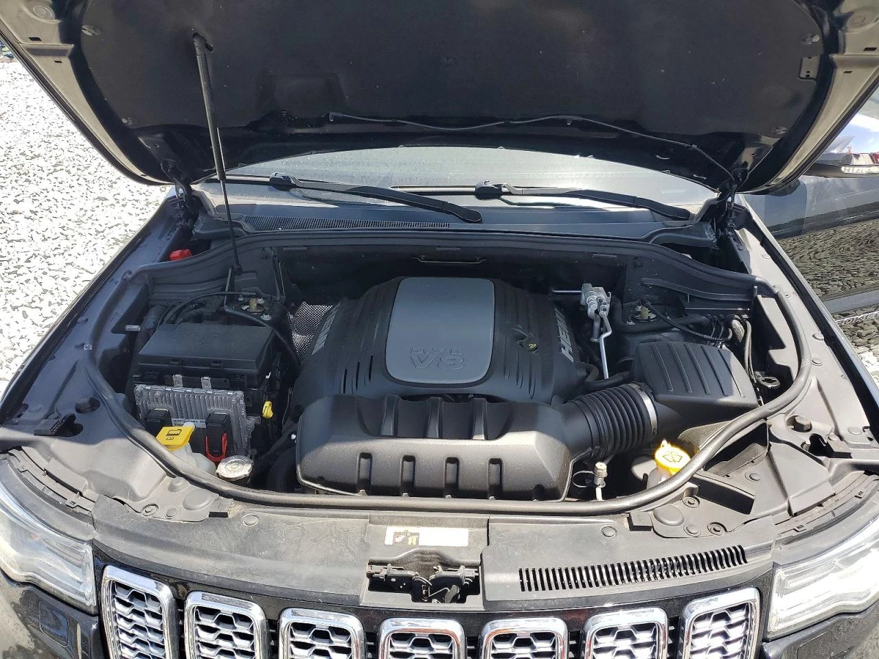 Jeep Grand cherokee SUMMIT 5.7 HEMI ДИСТРОНИК HARMAN KARDON CARPLAY, снимка 7 - Автомобили и джипове - 55483656