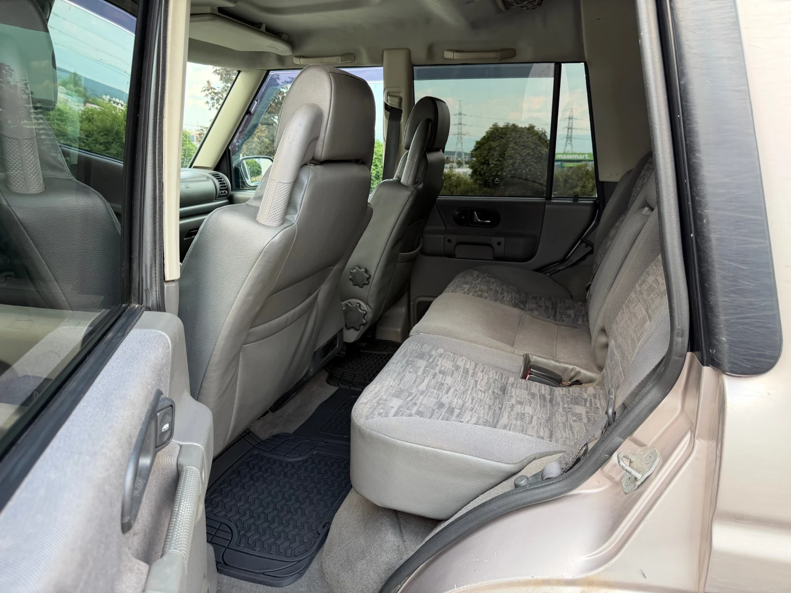 Land Rover Discovery TD5, снимка 12 - Автомобили и джипове - 55654196