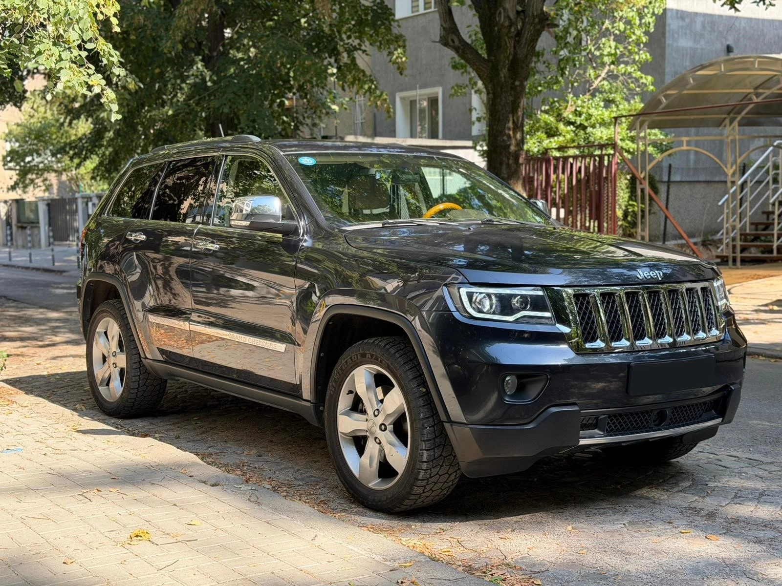 Jeep Grand cherokee 5.7 Overland, снимка 7 - Автомобили и джипове - 55847239