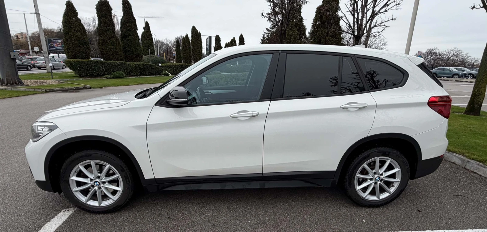 BMW X1 18d , снимка 8 - Автомобили и джипове - 56004539