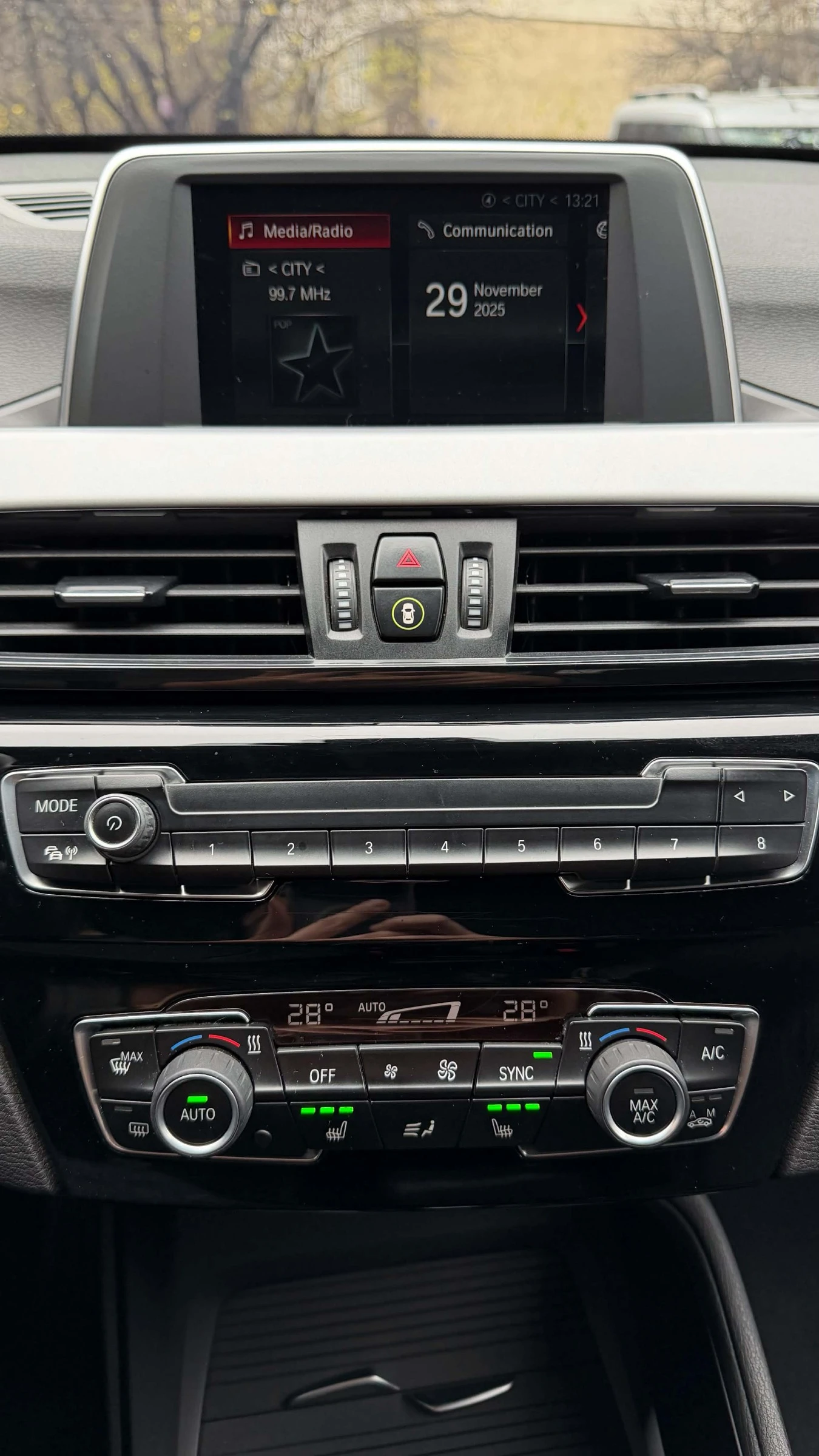 BMW X1 18d , снимка 10 - Автомобили и джипове - 56004539