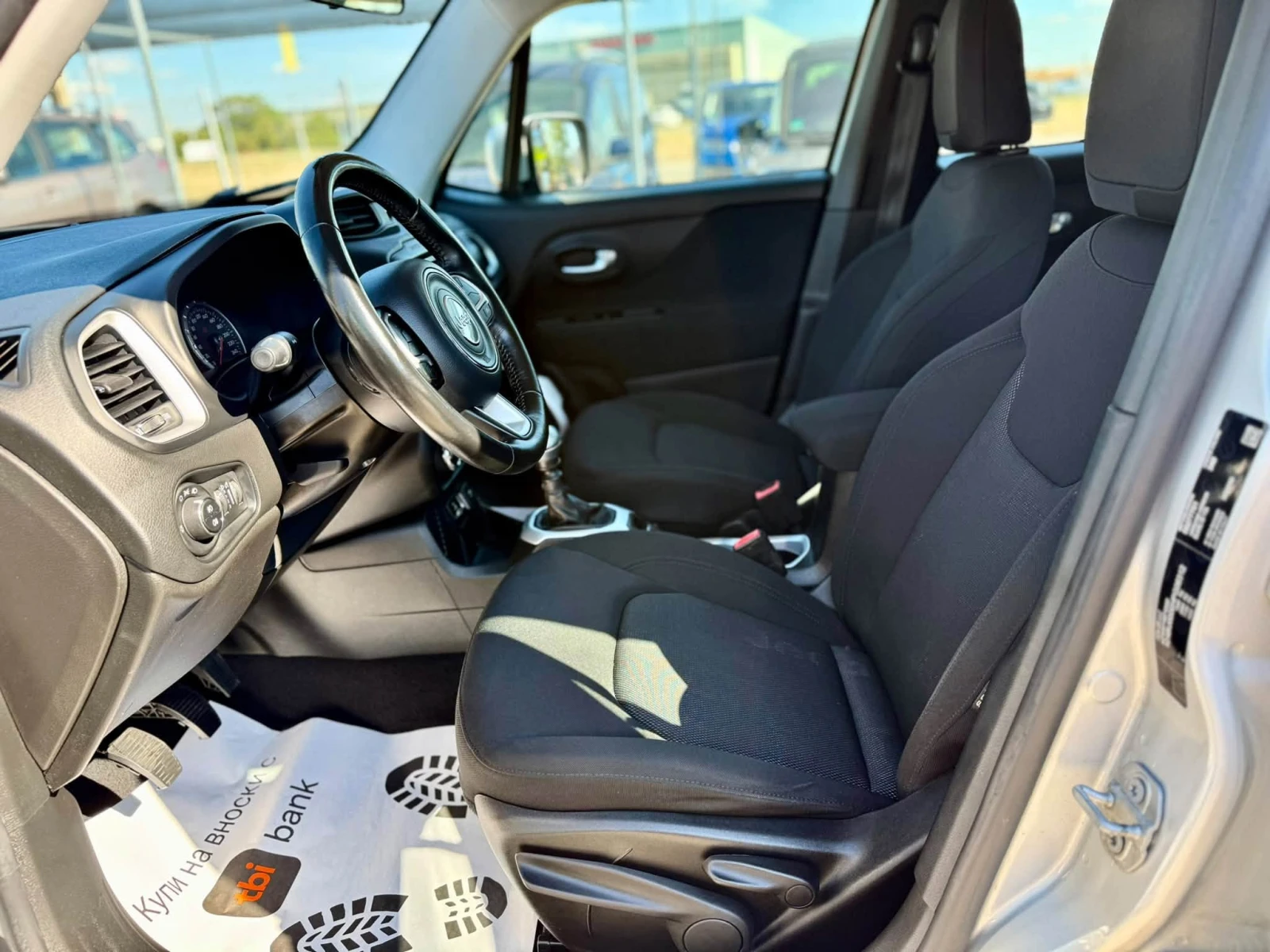 Jeep Renegade 1.4 ФАБРИЧНА ГАЗОВА УРЕДБА, снимка 9 - Автомобили и джипове - 56130952