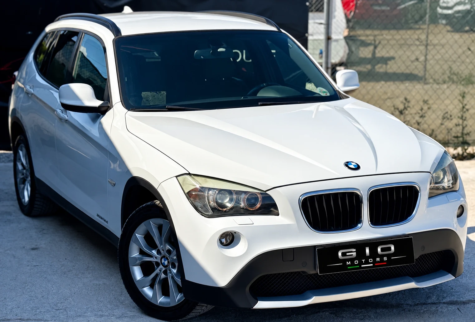 BMW X1 2.0D* БялаПерла* Автоматик* Navi* 4х4* ТОП* 