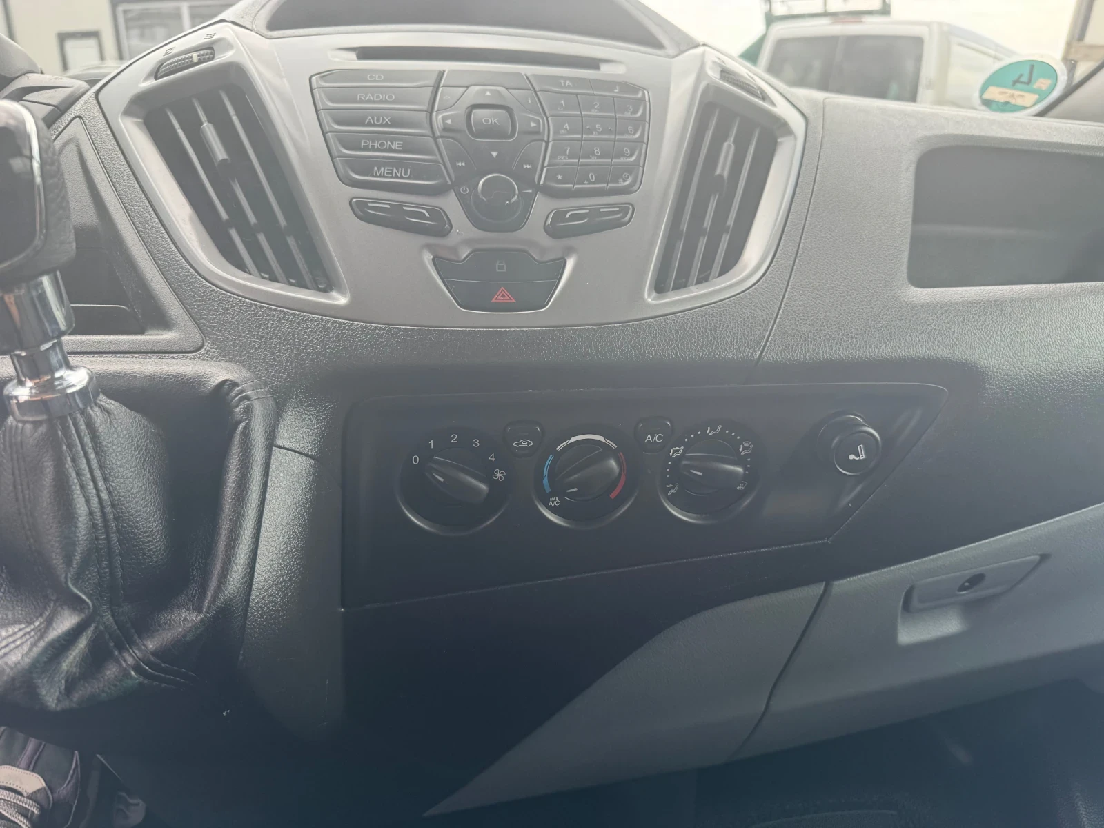 Ford Transit Custom, снимка 10 - Бусове и автобуси - 54737156