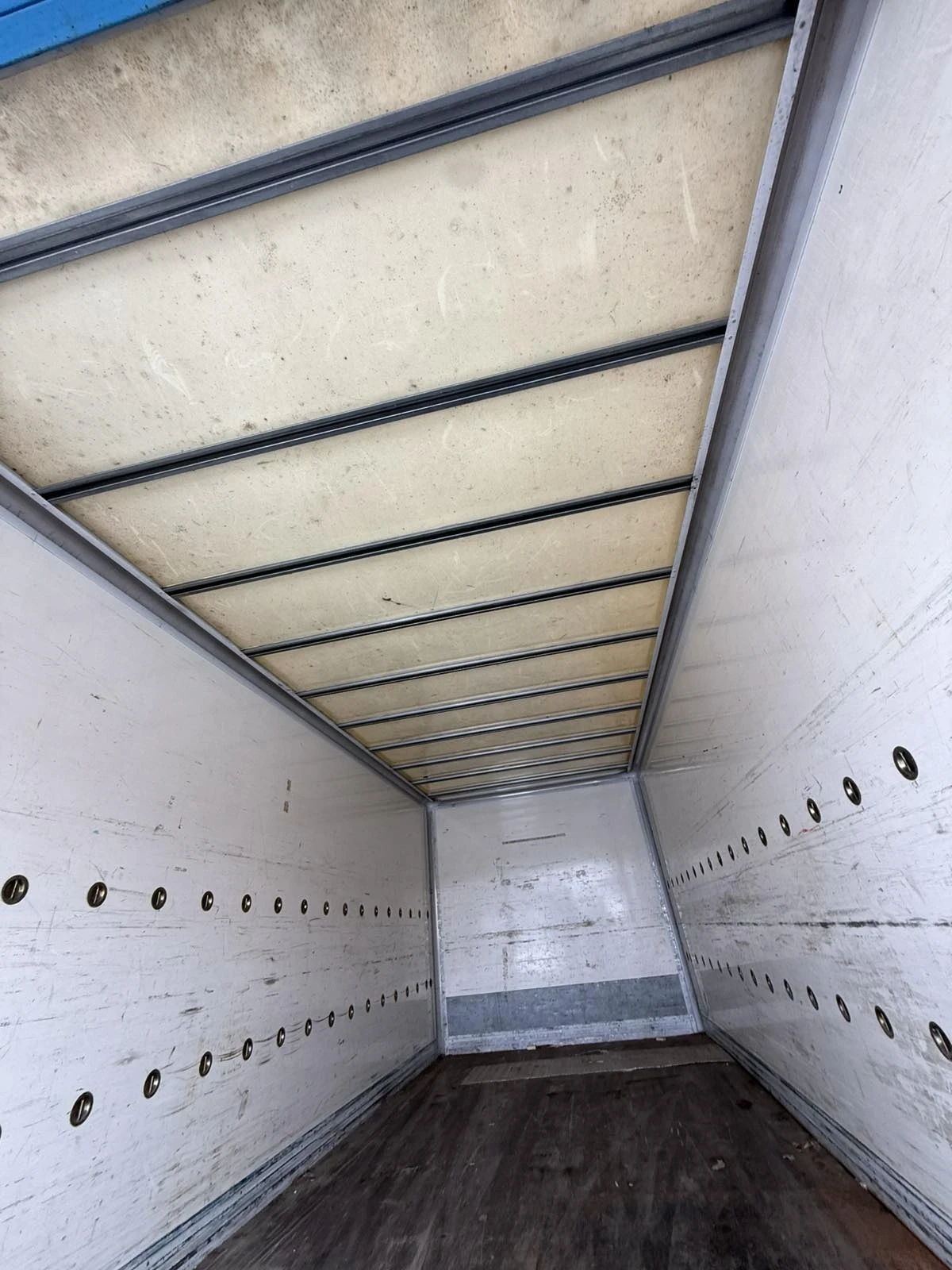 Mercedes-Benz Atego Фургон 6.15м - изображение 6