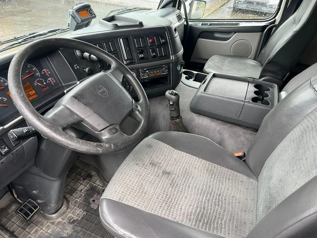 Volvo Fm  260 Борд Теглич Серв.книжка, снимка 9 - Камиони - 54443328
