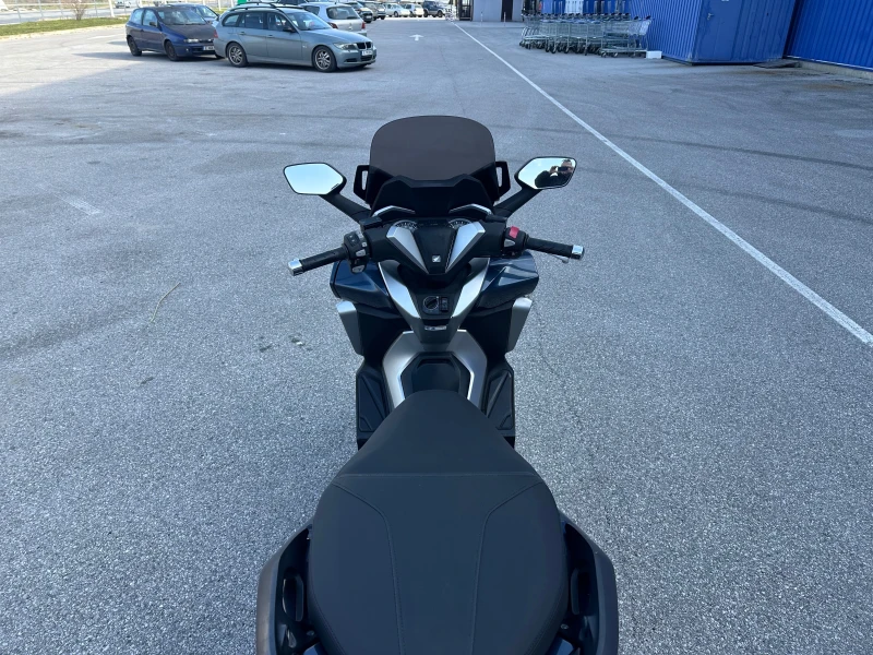 Honda Forza 300i -ABS-TRACTION-KEYLESS, снимка 13 - Мотоциклети и мототехника - 53155971