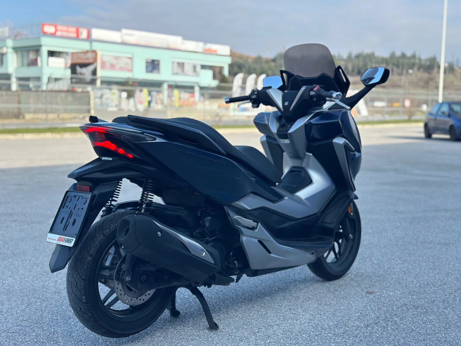 Honda Forza 300i -ABS-TRACTION-KEYLESS - изображение 4