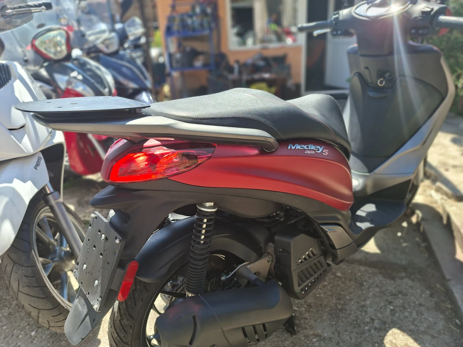 Piaggio Medley 155ie ABS Sport, снимка 15 - Мотоциклети и мототехника - 55476393