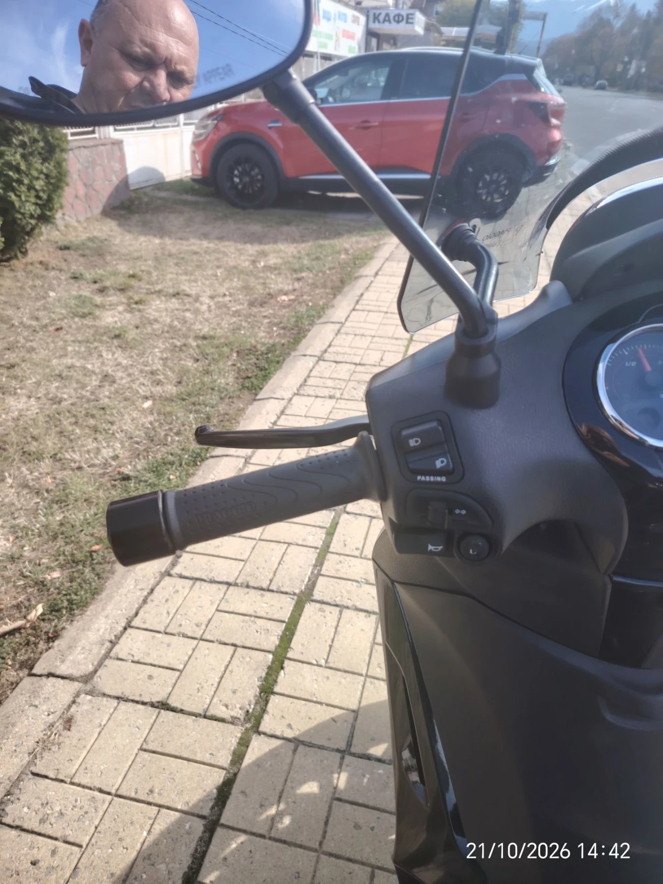 Piaggio Beverly 300, снимка 8 - Мотоциклети и мототехника - 56614615