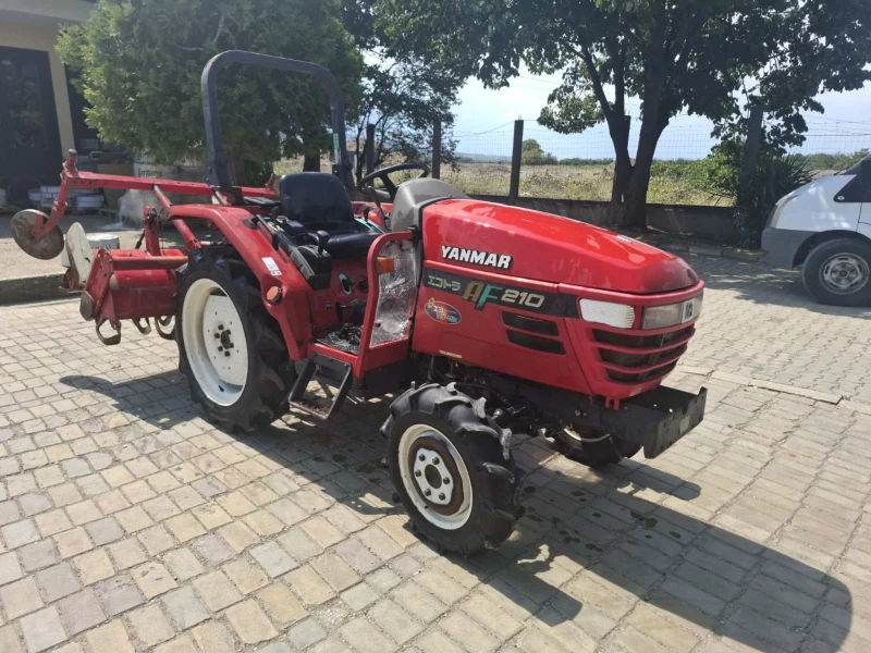 Трактор Yanmar AF 210