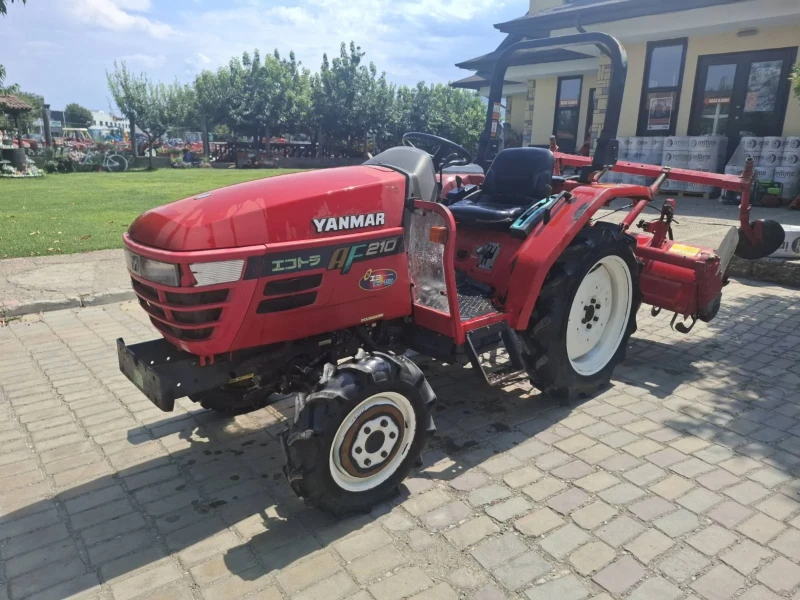 Трактор Yanmar AF 210, снимка 2 - Селскостопанска техника - 51408748
