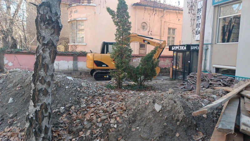 Багер Cat 307D, снимка 2 - Индустриална техника - 47000065