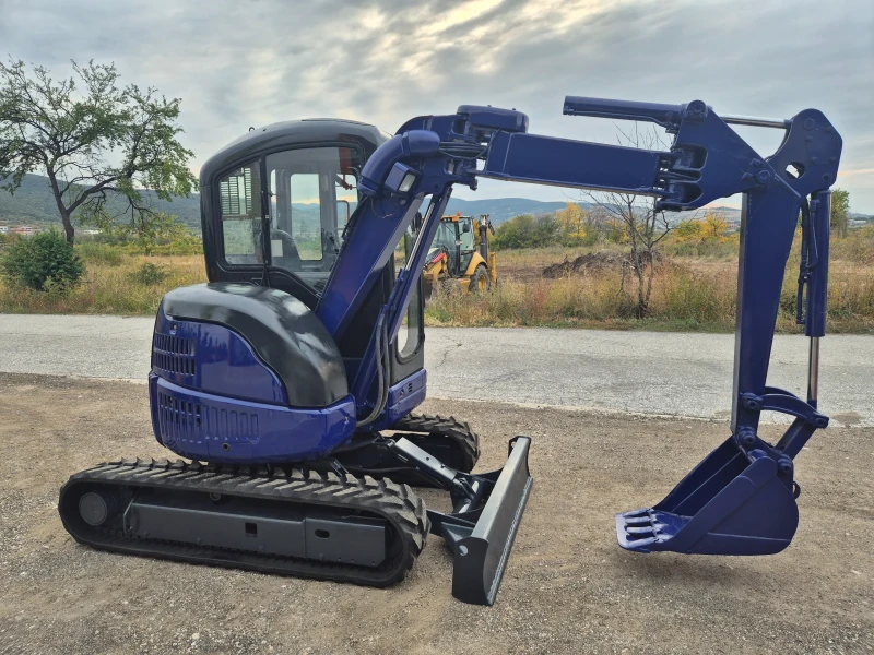 Багер Komatsu PC30UU / КАБИНА / ПАРНО / НОВИ ВЕРИГИ, снимка 5 - Индустриална техника - 52043400