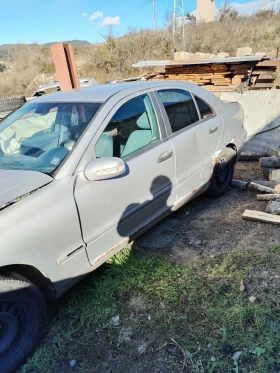 Mercedes-Benz C 220, снимка 4