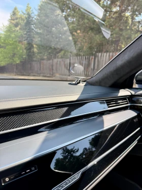Audi S8, снимка 13