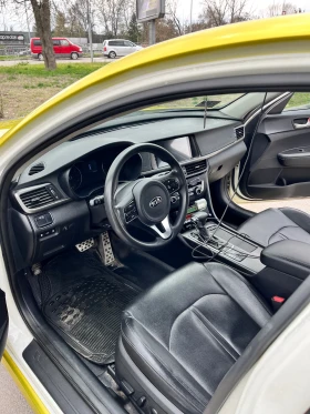 Kia K5 Такси, снимка 1