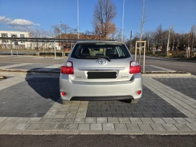 Toyota Auris, снимка 8