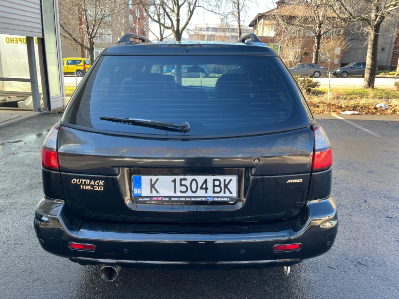 Subaru Outback, снимка 4 - Автомобили и джипове - 48393563