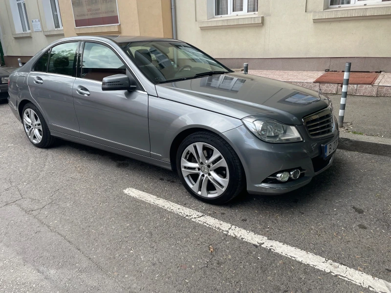 Mercedes-Benz C 250 2.5 V6 4 Matic, снимка 13 - Автомобили и джипове - 52340105