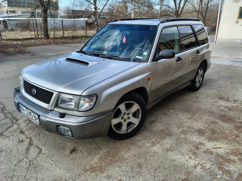 Subaru Forester, снимка 1 - Автомобили и джипове - 49347554