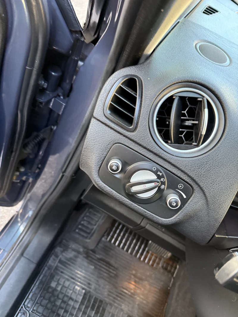 Ford Galaxy 2.0TDCI TITANIUM ЛИЗИНГ FACELIFT, снимка 14 - Автомобили и джипове - 51993848