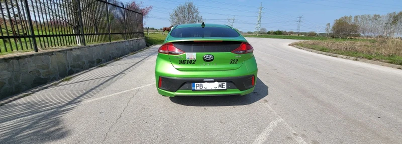 Hyundai Ioniq 1.6GDi Hybrid, снимка 8 - Автомобили и джипове - 52540101