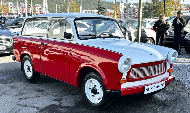 Trabant 601 РЕСТАВРИРАН ТОП СЪСТОЯНИЕ, снимка 3 - Автомобили и джипове - 52273620