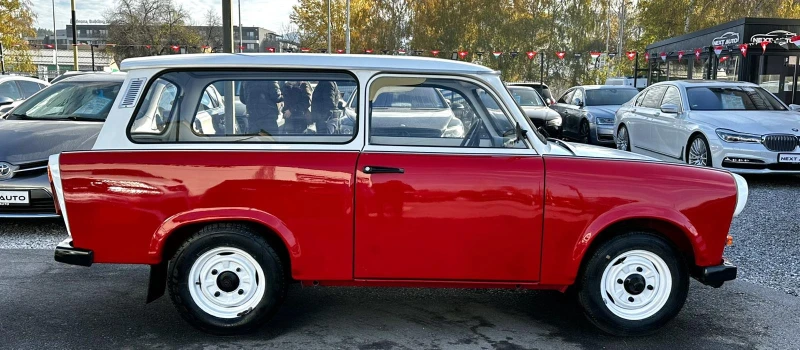 Trabant 601 РЕСТАВРИРАН ТОП СЪСТОЯНИЕ, снимка 4 - Автомобили и джипове - 52273620