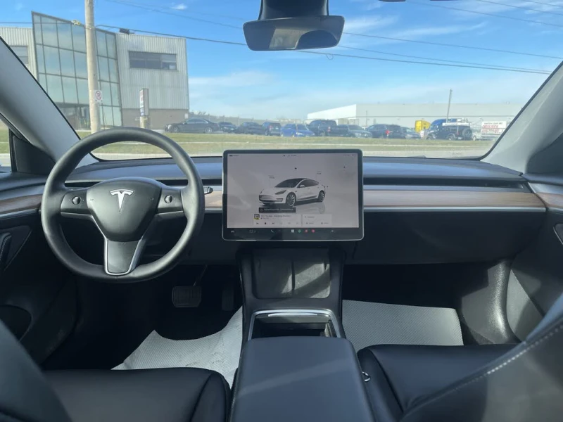 Tesla Model 3 * RWD* * АвтоКредит* * CARFAX* (ЦЕНА ДО БГ), снимка 6 - Автомобили и джипове - 52536746