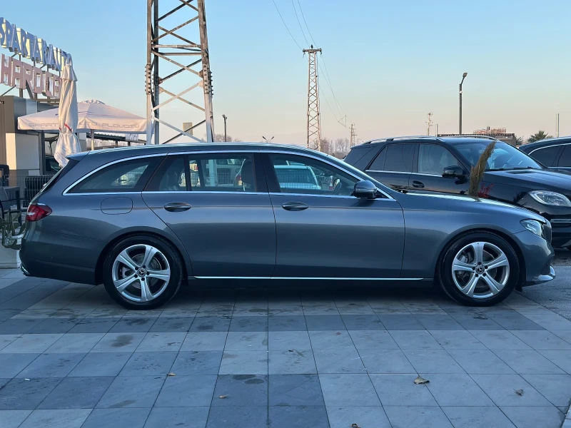 Mercedes-Benz E 220 * 2018г.* СЕРВИЗНА ИСТОРИЯ* , снимка 7 - Автомобили и джипове - 52565790