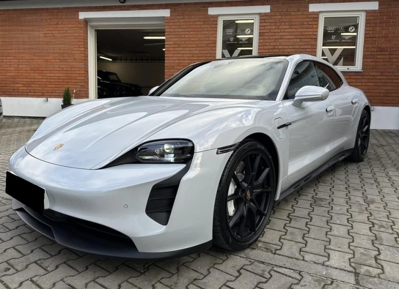 Porsche Taycan GTS Sport Turismo Sport Chrono